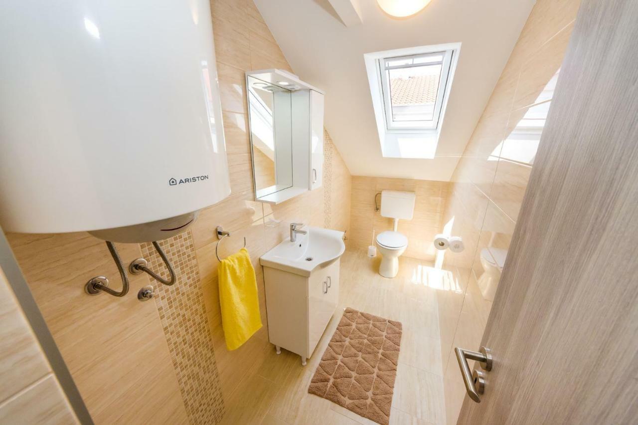 Apartman Iva Zara Bagian luar foto