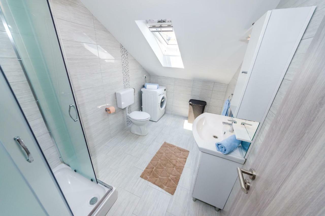 Apartman Iva Zara Bagian luar foto