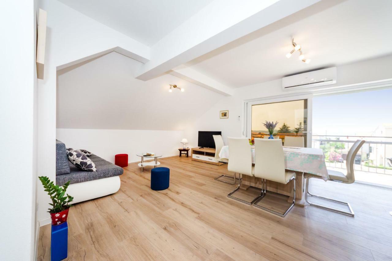 Apartman Iva Zara Bagian luar foto
