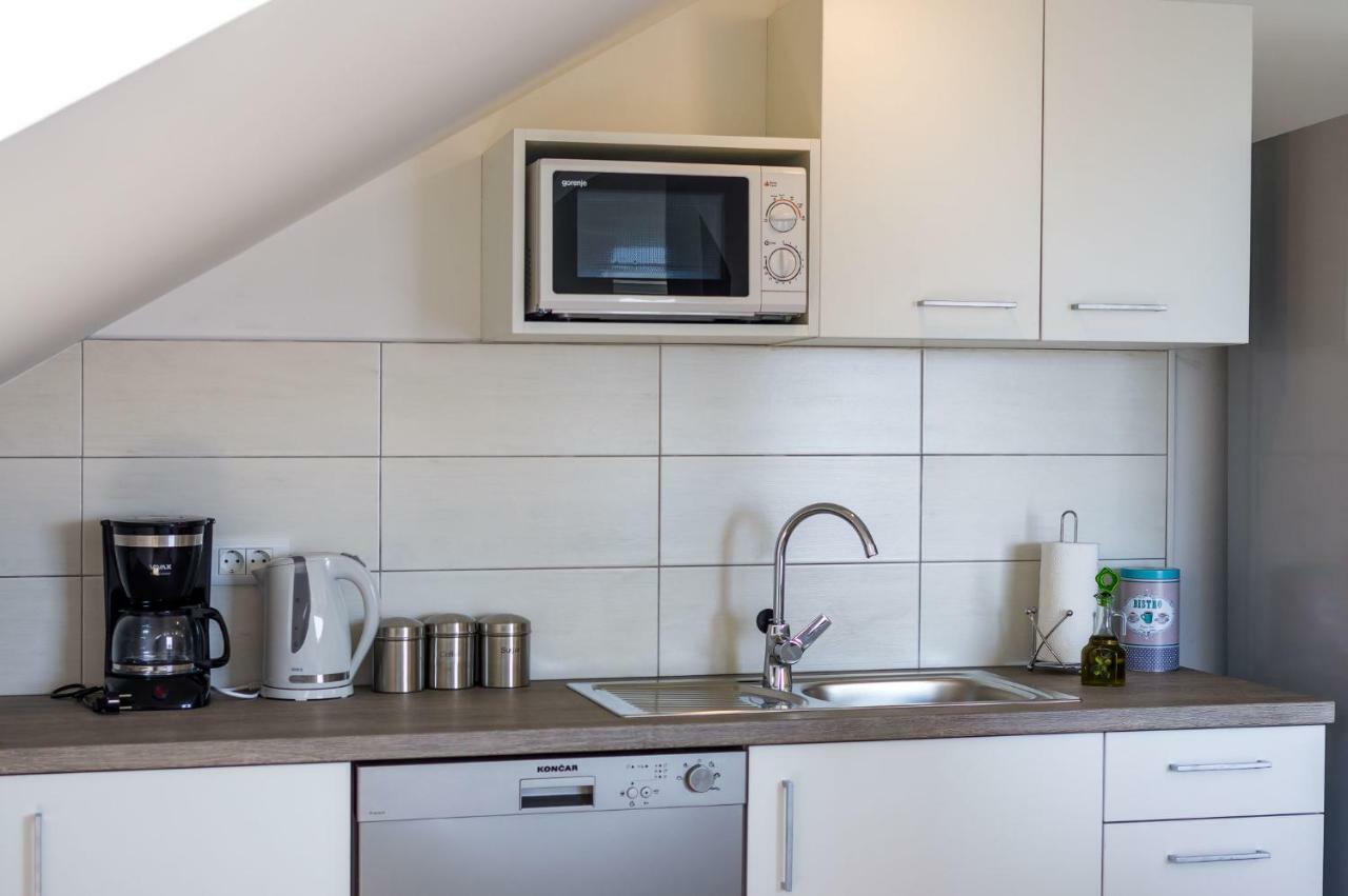 Apartman Iva Zara Bagian luar foto