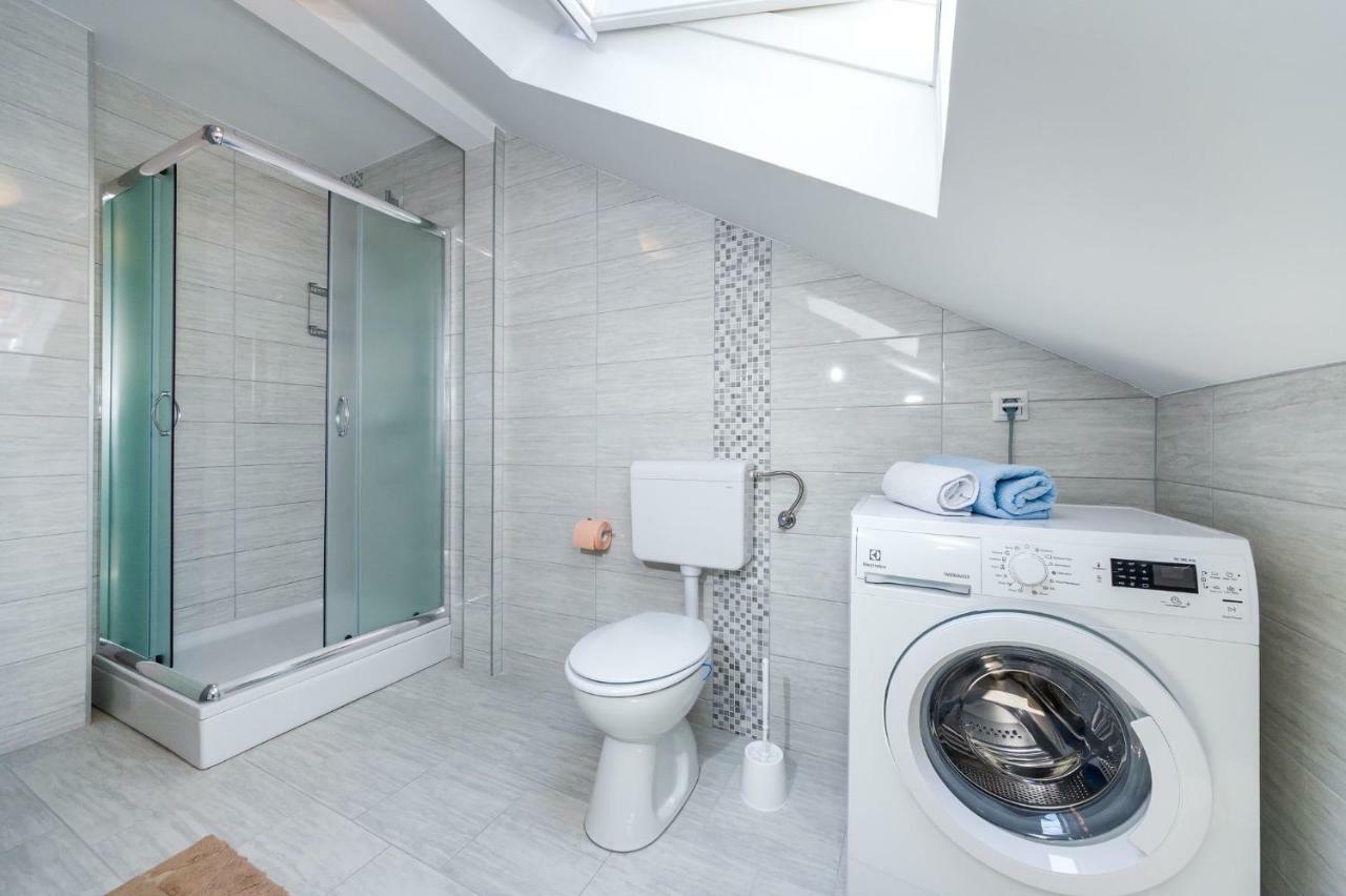 Apartman Iva Zara Bagian luar foto